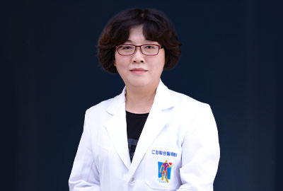 劉淑萍 醫師专治減重、感冒、久咳、心悸、腹瀉、便秘、胃潰瘍、暈眩、頭痛、中風後遺症、運動傷害、腰痛、肩頸痠痛、五十肩、頸肩痠痛、各種痠痛、扭傷挫傷拉傷、腰痛、經痛、白帶、更年期障礙、婦女病、食慾不振、眼睛乾澀、濕疹、異位性皮膚炎、皮膚病、痤瘡、痔瘡